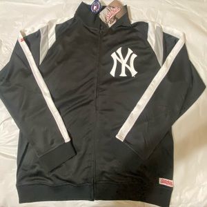 Genuine Merchandise Stiches Men's New York Yankees  Track Jacket